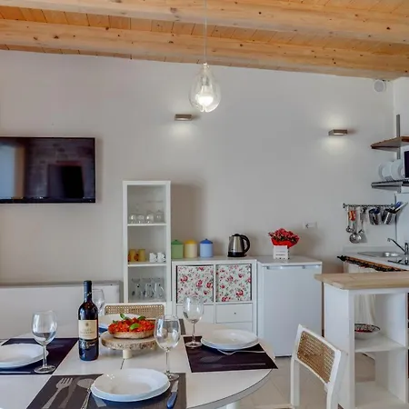 Truellove Wonderful Trullo In דירה פוטיניאנו