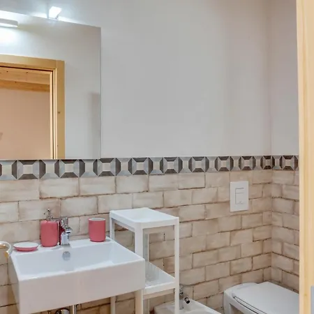 Truellove Wonderful Trullo In דירה פוטיניאנו